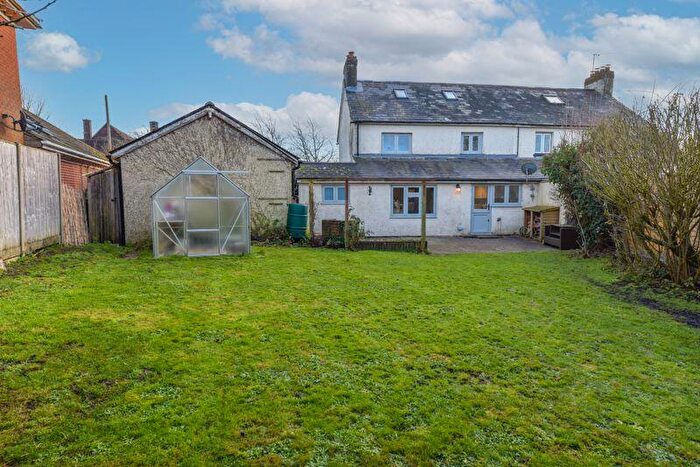 3 Bedroom Semi-Detached House For Sale In Little Hyden Lane, Old Clanfield, PO8