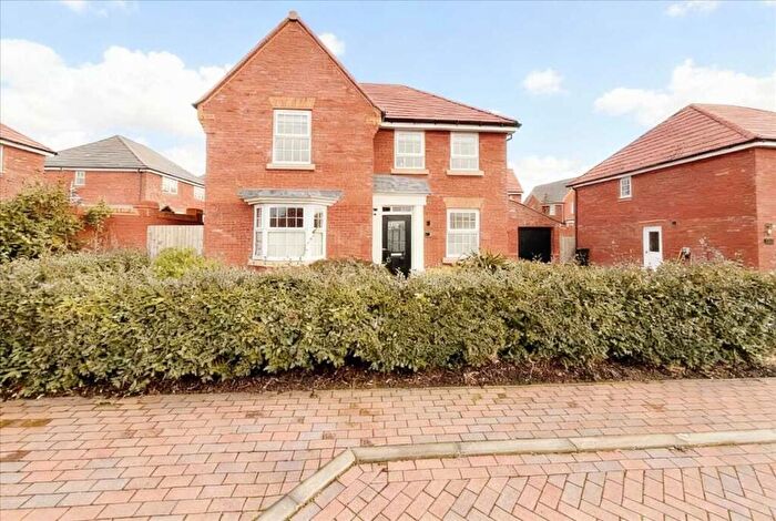 4 Bedroom Detached House For Sale In Tinick Crescent, Lavendon, MK46