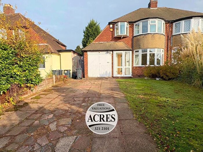 3 Bedroom Semi-Detached House For Sale In Halton Road, Sutton Coldfield, B73