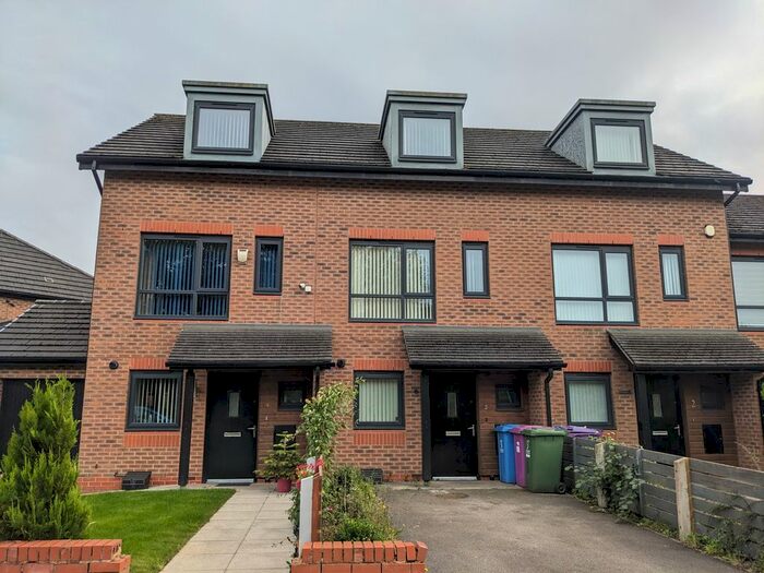 3 Bedroom Property To Rent In Brookview Close, Liverpool, L27