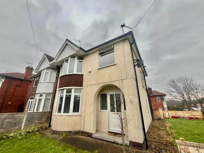 3 Bedroom Semi-Detached House To Rent In Southfield Road, Nottingham, NG8
