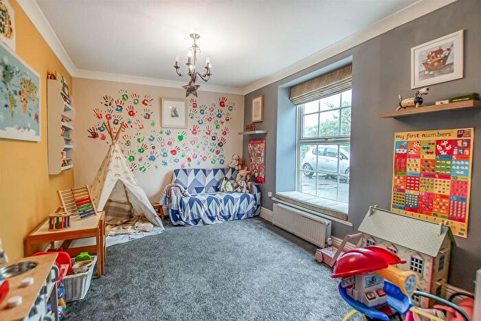 5 Bedroom Semi-Detached House For Sale In Front Street, Ingleton, Darlington, DL2
