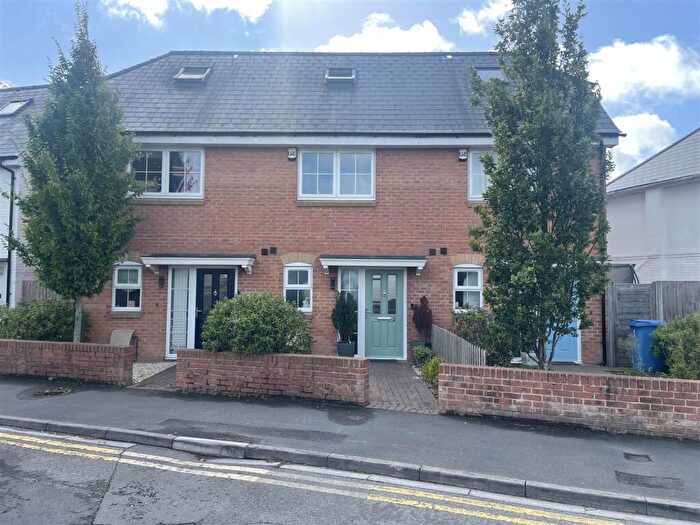 3 Bedroom Terraced House To Rent In Boscombe Grove Road, Bournemouth, BH1