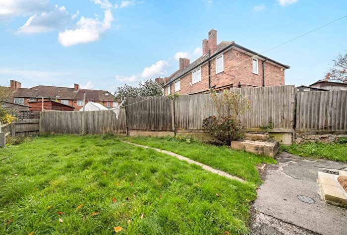 3 Bedroom End Of Terrace House For Sale In Abbotsbury Road, Morden, SM4