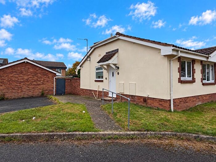 2 Bedroom Semi-Detached Bungalow For Sale In Haldon Way, Hereford, HR4