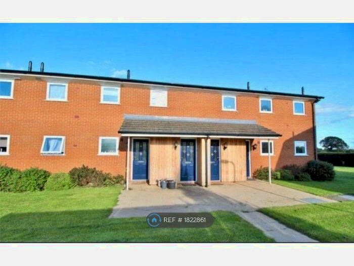 1 Bedroom Flat To Rent In Brookfield Close, Weston Rhyn, Oswestry, SY10