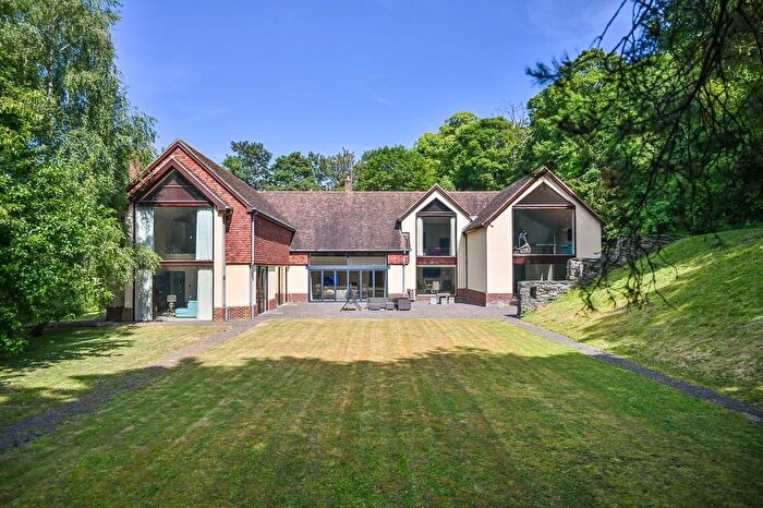 5 Bedroom Detached House For Sale In Taylors Hill, Chilham, CT4