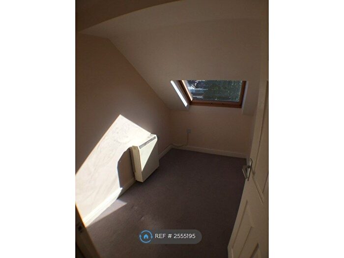 2 Bedroom Flat To Rent In P A House, Rotherham, S65