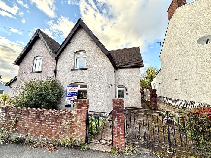 3 Bedroom Semi Detached House For Sale In Queen Street, Lydney, GL15