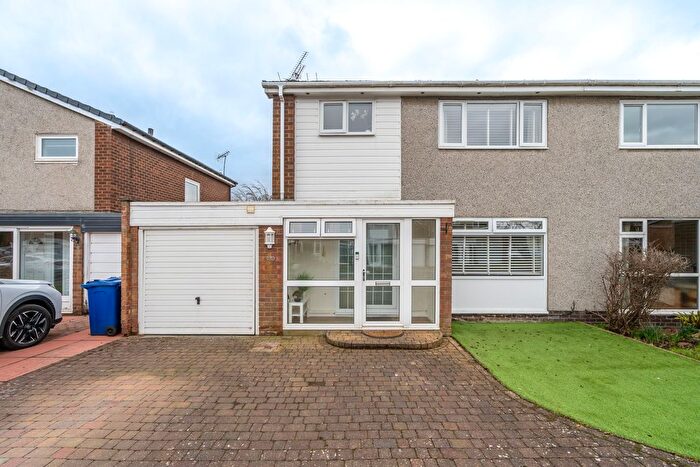 3 Bedroom Semi Detached House For Sale In Newbattle Abbey Crescent, Dalkeith, EH22