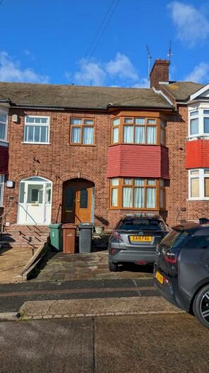 4 Bedroom Terraced House To Rent In Trevose Road, London, E17