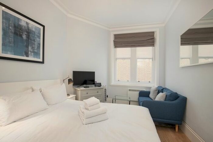 Studio To Rent In Charing Cross Road, London, WC2H