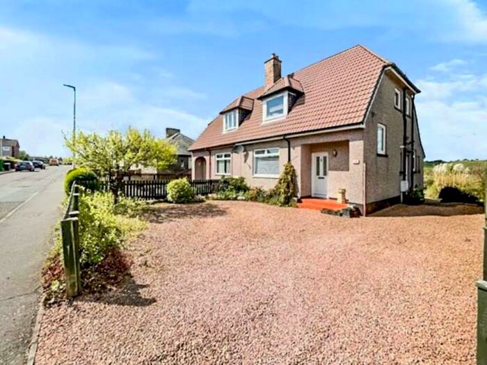 3 Bedroom Semi-Detached House For Sale In Lady Nina Square, Coaltown Of Balgonie, KY7