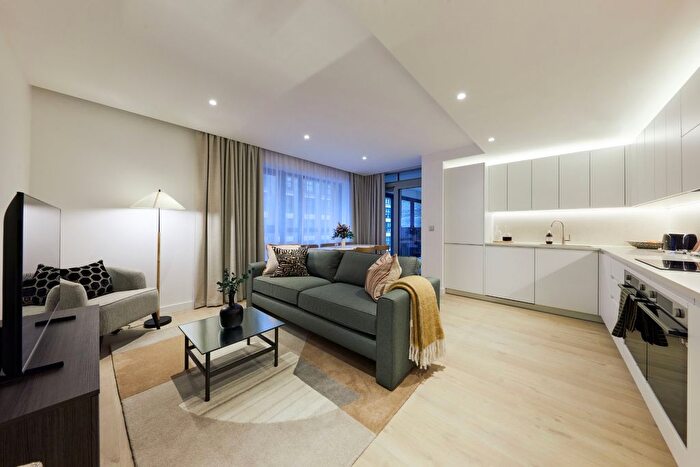3 Bedroom Flat To Rent In New Drum Street, Liverpool Street, E1