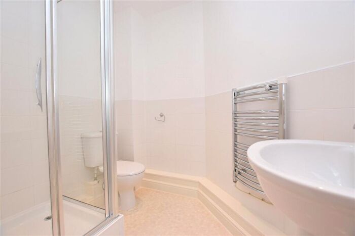 2 Bedroom Apartment To Rent In Montgomery Avenue, Far Headingley, Leeds, LS16