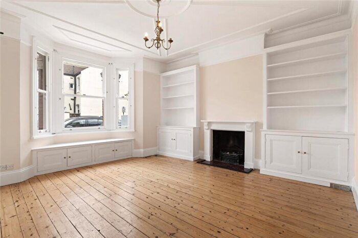 3 Bedroom Apartment For Sale In Muncaster Road, SW11