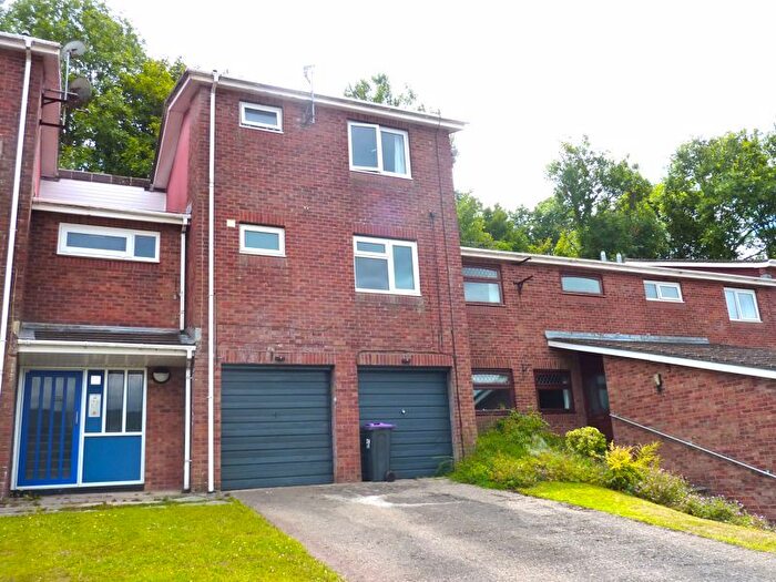1 Bedroom Flat To Rent In Bryn Milwr, Hollybush, Cwmbran, NP44