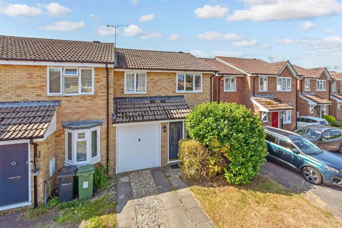 3 Bedroom End Of Terrace House For Sale In Cricketers Close, Harrietsham, Maidstone, Kent, ME17