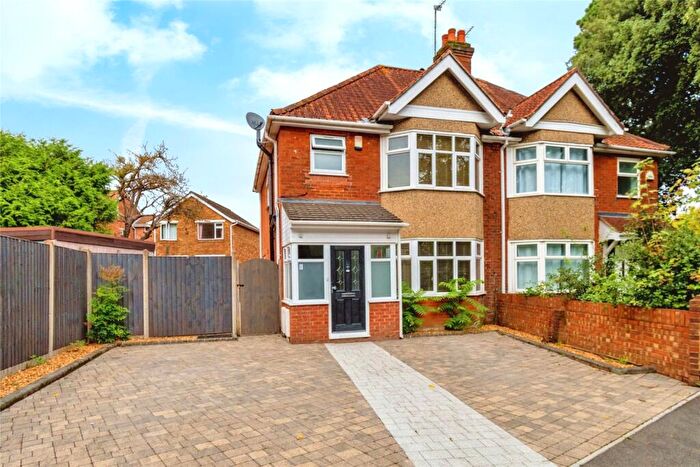3 Bedroom Semi-Detached House For Sale In Willis Road, Southampton, Hampshire, SO16