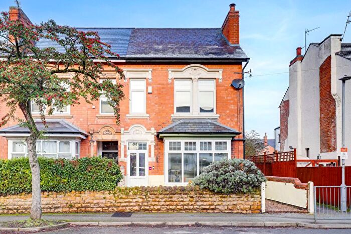 5 Bedroom Property For Sale In South Road, West Bridgford, NG2