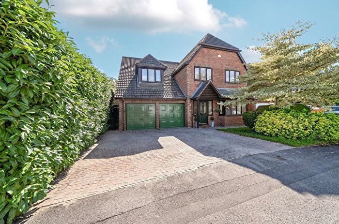 5 Bedroom Detached House To Rent In The Timbers, Fareham, Hampshire, PO15