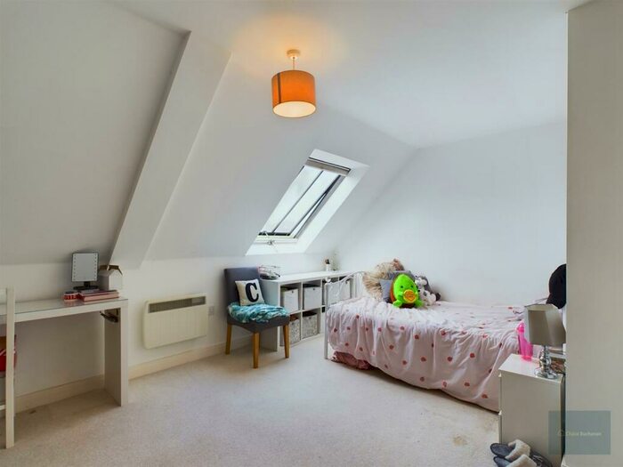 2 Bedroom Apartment For Sale In Ushers Court, Trowbridge, BA14