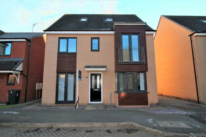 5 Bedroom Detached House To Rent In St Anthony's Gardens, Hebburn, Tyne And Wear, NE31