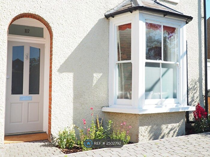 4 Bedroom Detached House To Rent In Herkomer Road, Bushey, WD23