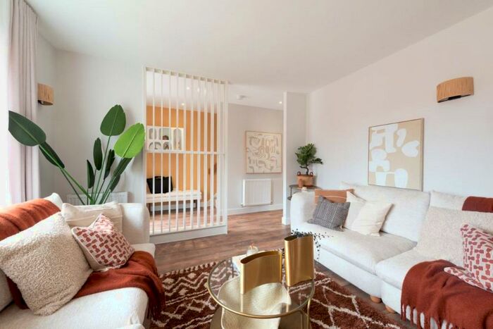 3 Bedroom Detached House To Rent In Broad Birches, Ellesmere Port, Cheshire, CH65