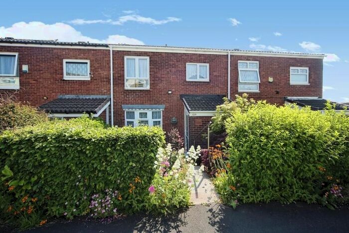 3 Bedroom Property To Rent In Miranda Close, Rubery, Rednal, Birmingham, B45