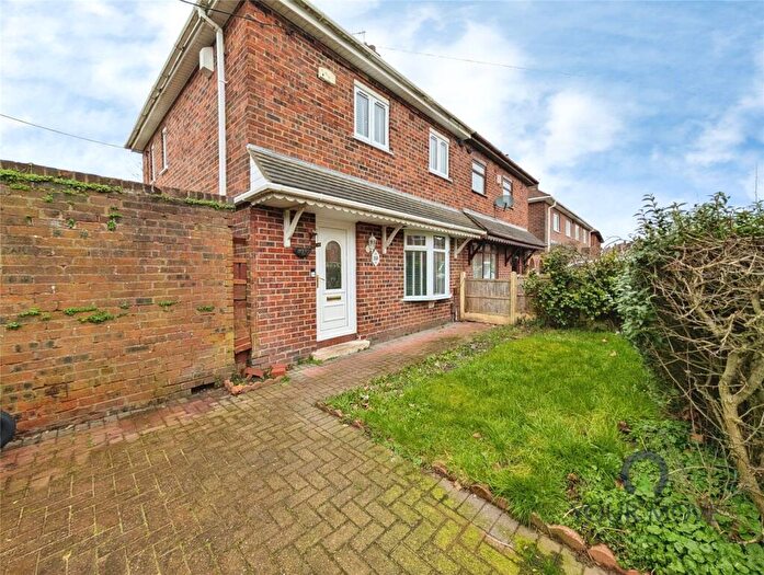 2 Bedroom Semi-Detached House For Sale In Beverley Drive, Bentilee, Stoke On Trent, Staffordshire, ST2