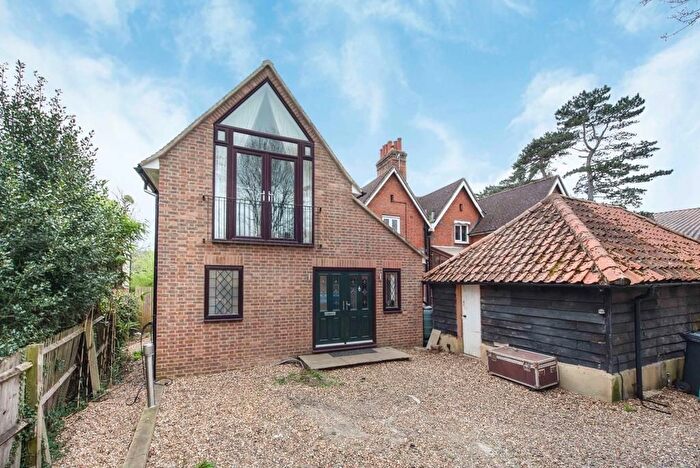 4 Bedroom Semi Detached House For Sale In The Marld, Ashtead, KT21