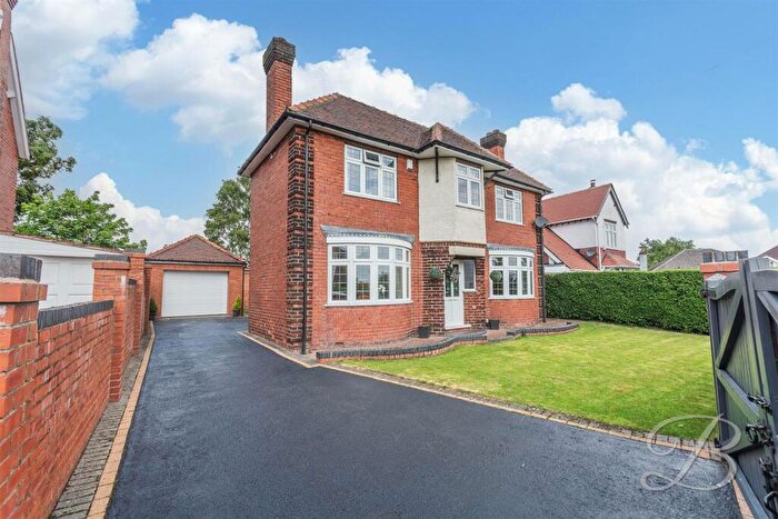 3 Bedroom Detached House For Sale In Woodland Road, Forest Town, Mansfield, NG19