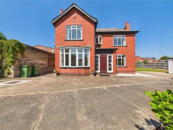 3 Bedroom Detached House For Sale In Hands Road, Heanor, Derbyshire, DE75