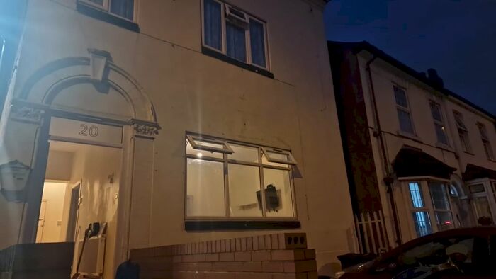 2 Bedroom Flat To Rent In Golden Hillock Road, Small Heath, Birmingham, B10