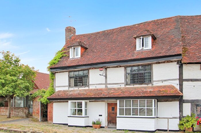 4 Bedroom Property For Sale In High Street, Biddenden, TN27