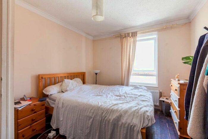 3 Bedroom Property To Rent In Patriot Square, Bethnal Green, London, E2