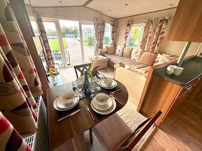 3 Bedroom Park Home For Sale In Dovercourt Haven Caravan Park, Low Road, Harwich, CO12