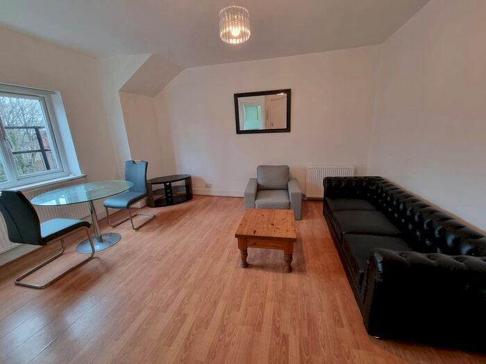1 Bedroom Flat To Rent In Alness Road, Whalley Range, Manchester, M16