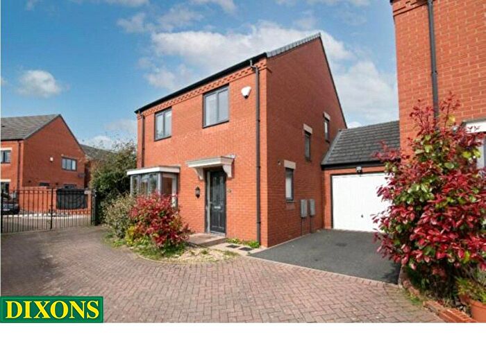 4 Bedroom Detached House For Sale In Hendon Avenue, Wolverhampton, West Midlands, WV2