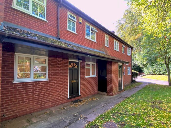 2 Bedroom Flat To Rent In Pakenham Village, Gilldown Place, Edgbaston, B15