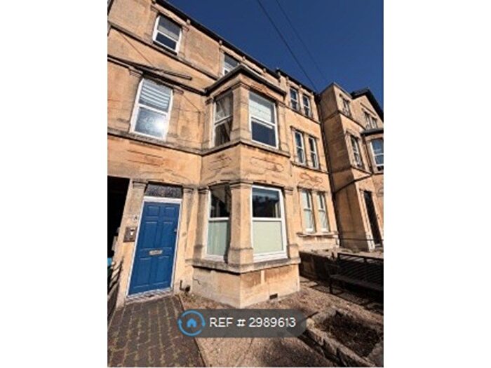 1 Bedroom Flat To Rent In Devonshire Villas, Bath, BA2