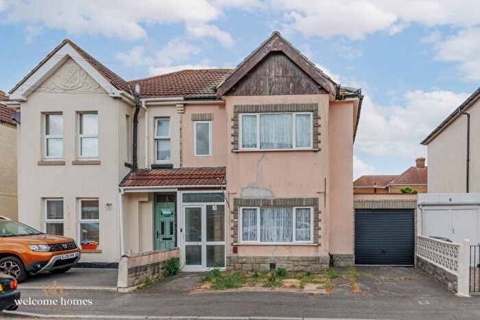 3 Bedroom Semi Detached House For Sale In Grants Avenue, Bournemouth, BH1