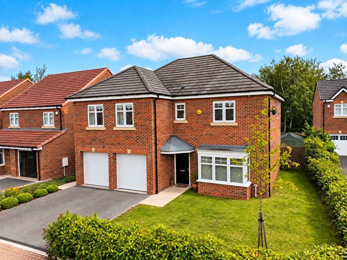 5 Bedroom Detached House For Sale In Farrier Close, Thorpe Willoughby, Selby, YO8