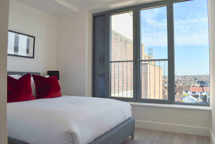 1 Bedroom Flat To Rent In Carlton House, New London Road, Chelmsford, Essex, CM2