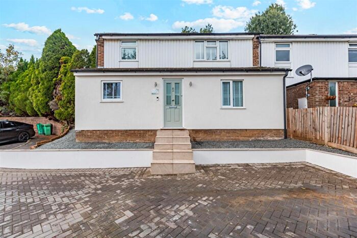 3 Bedroom End Of Terrace House For Sale In Northfield, Hartley, DA3