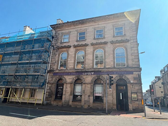 2 Bedroom Flat To Rent In Princes Street, Perth, PH2