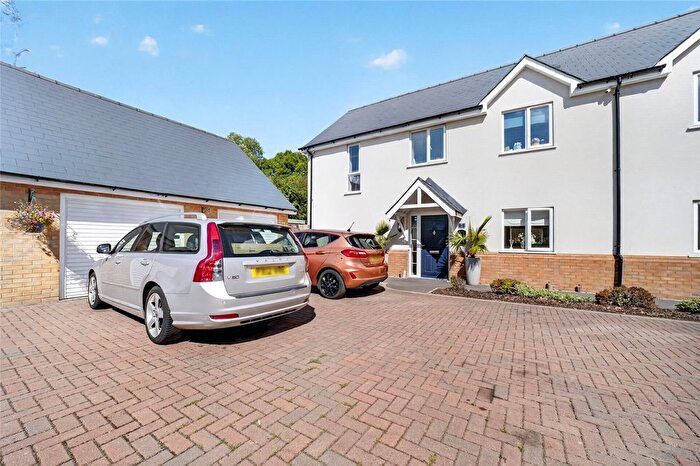 4 Bedroom Semi-Detached House For Sale In White Hart Close, Wix, Manningtree, Essex, CO11