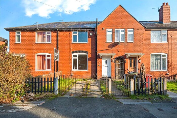 3 Bedroom Town House For Sale In Varley Road, Bolton, Greater Manchester, BL3