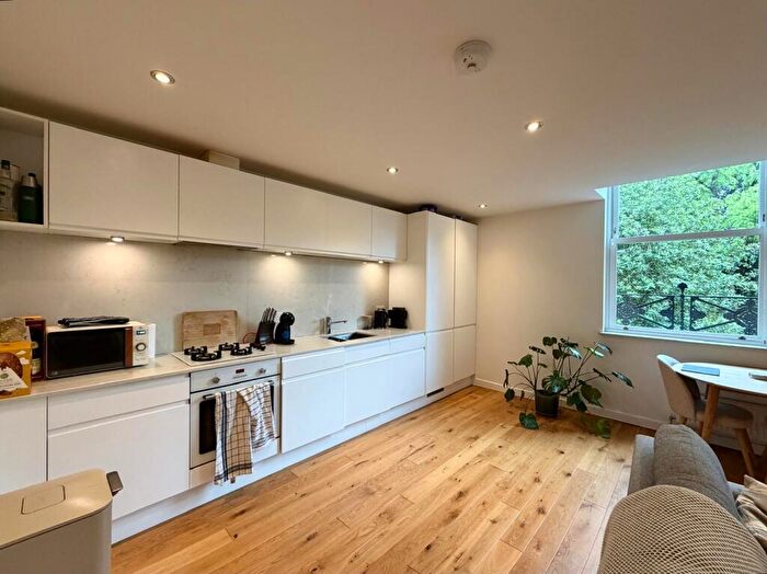 1 Bedroom Apartment To Rent In The Oaks, Edge Lane, Chorlton, M21